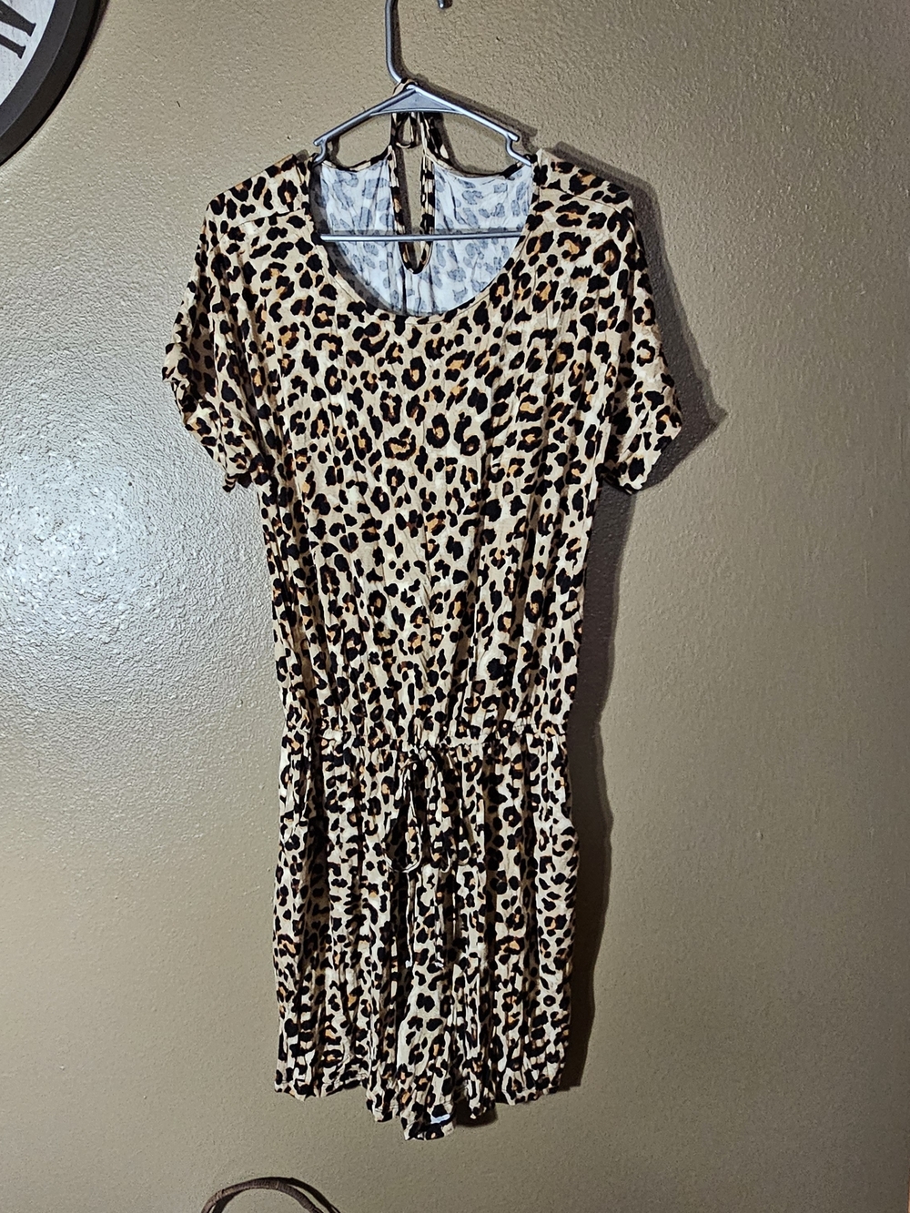 Zenana Outfitters Leopard Print Short Sleeve Romper Size L - Tan & Black